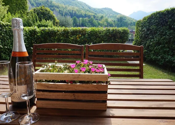 Casa Isola Viscontea Лекко